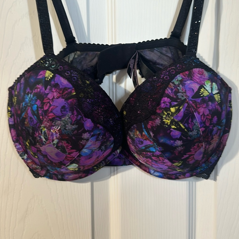 Victory Secret Very Sexy Bra
